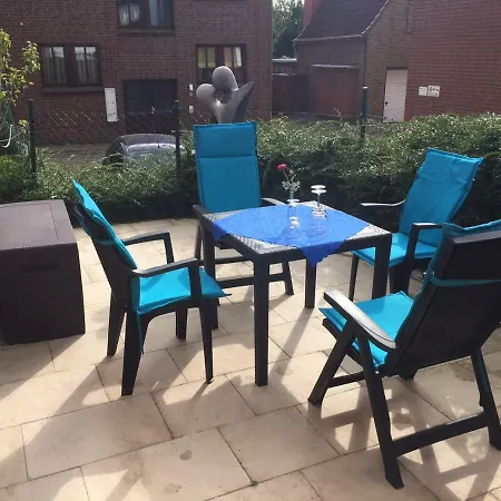 Kleines Ferienhaus In * لاونبورغ